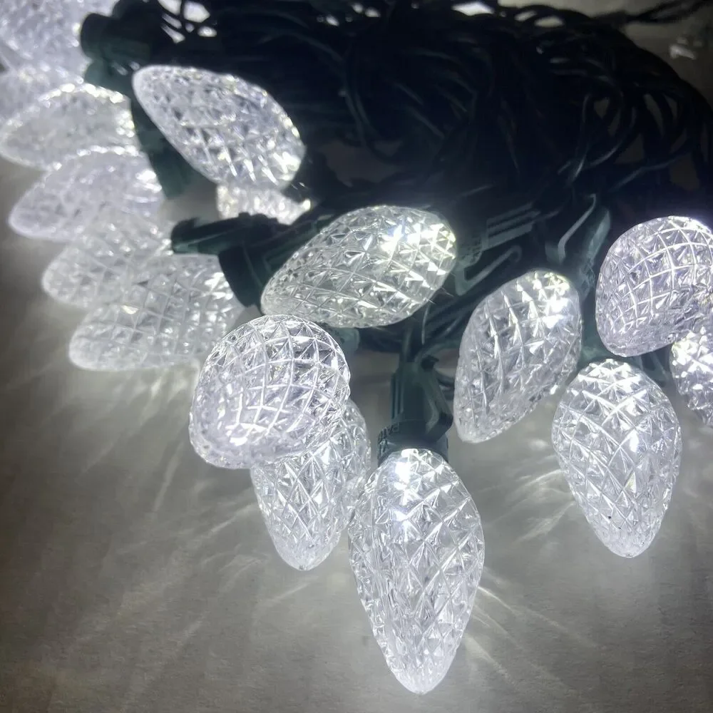 Yule Rite 25 Pine Cone String Lights Cool White Indoor Outdoor Total Length 15ft